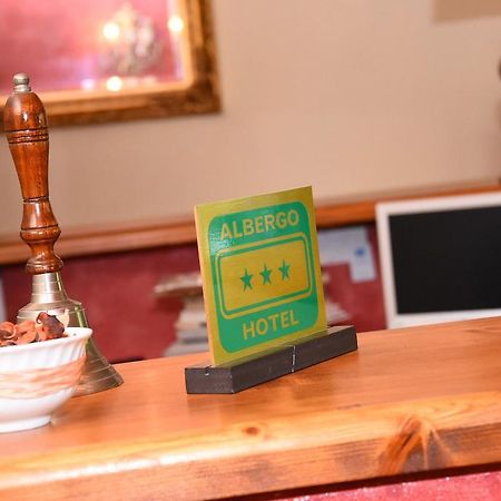 Albergo Dimora Storica Antica Hostelleria クレーマ エクステリア 写真