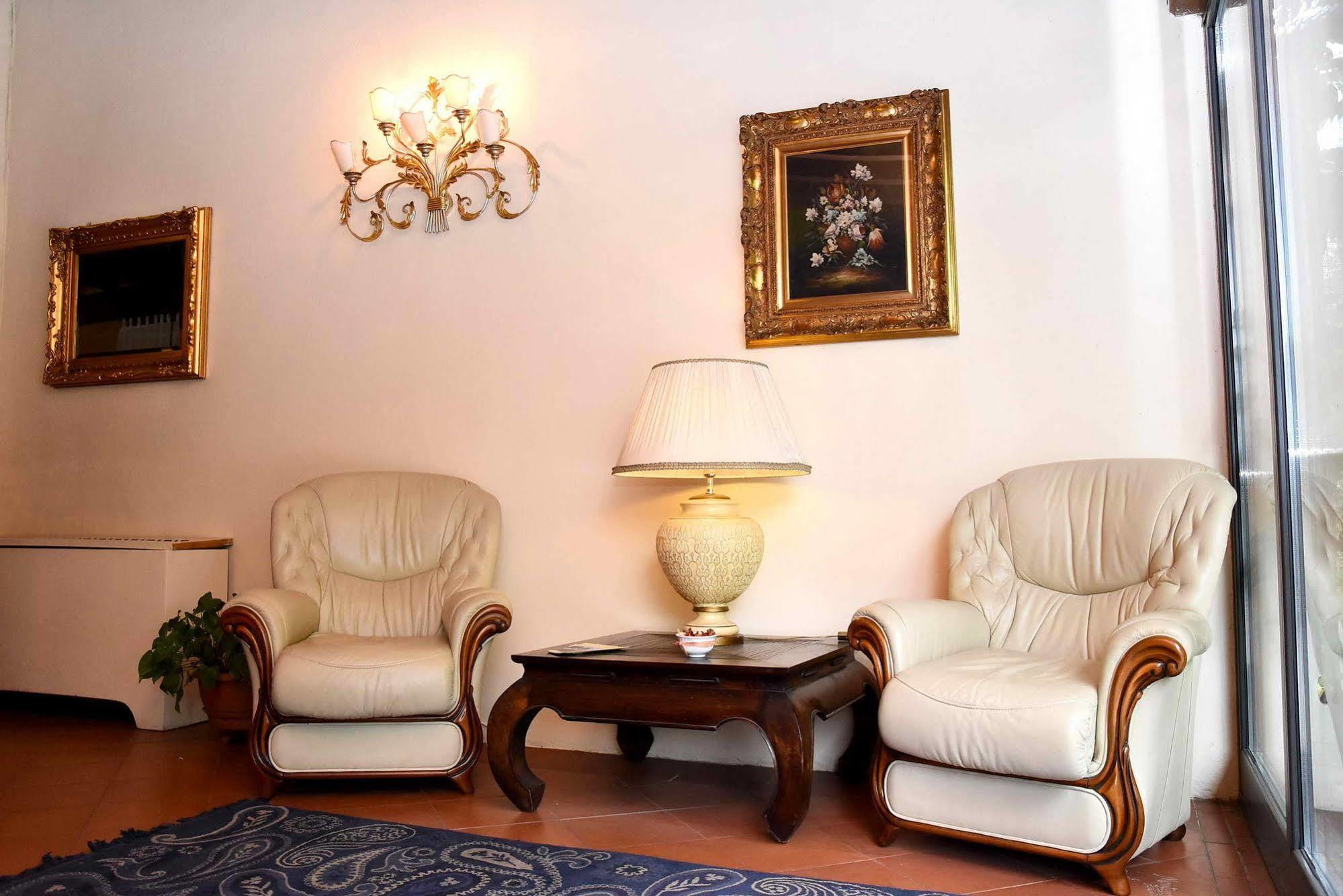Albergo Dimora Storica Antica Hostelleria クレーマ エクステリア 写真