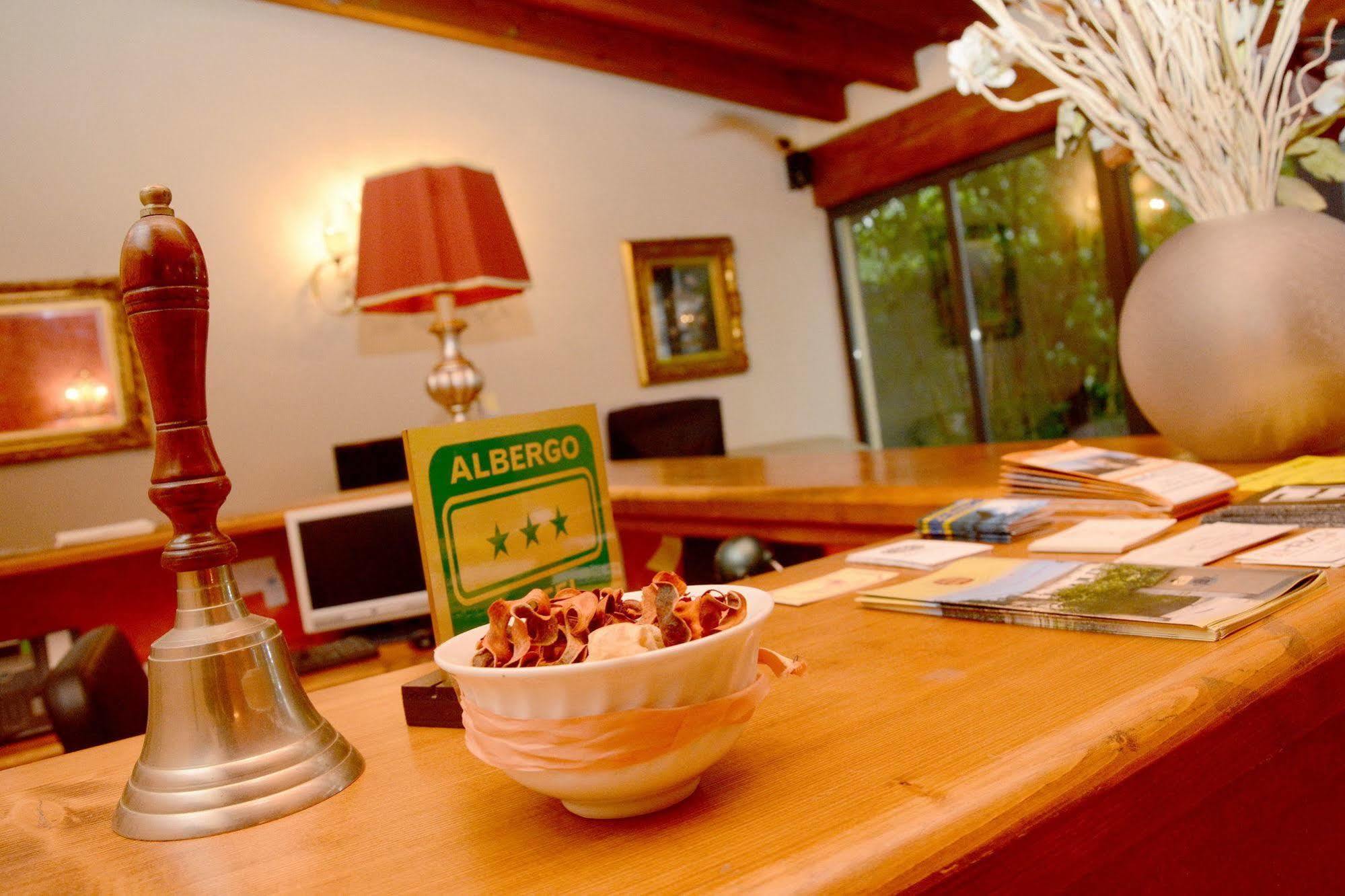 Albergo Dimora Storica Antica Hostelleria クレーマ エクステリア 写真